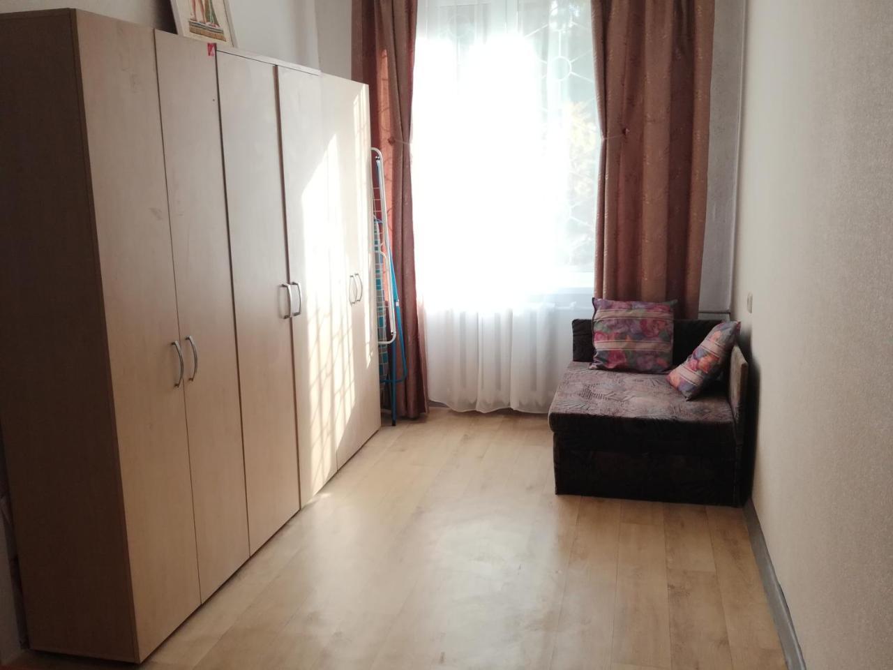 Standard Apartment On Umanskaya Kyiv Exterior photo